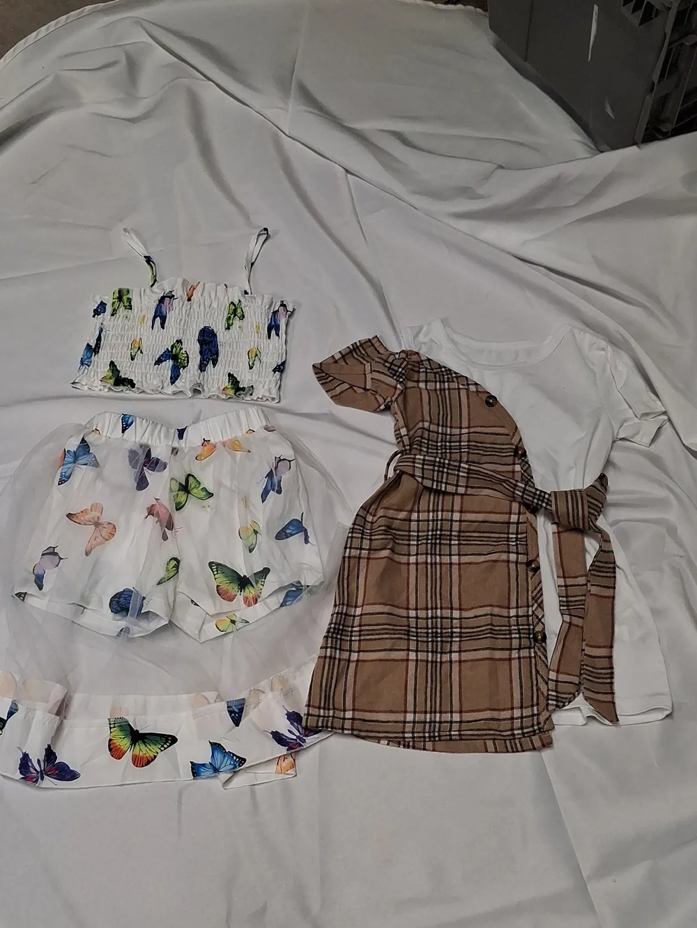 Girls 5T Brown Plaid & White Dress W/belt And 2 Pc White Butterfly Outfit.